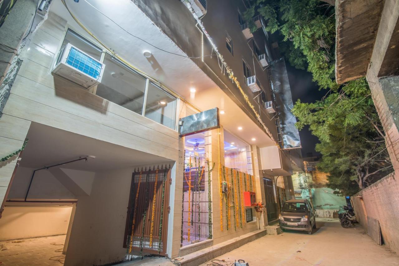 Hotel Festival Mahipalpur Delhi Airport - Near Delhi Aerocity นิวเดลี ภายนอก รูปภาพ