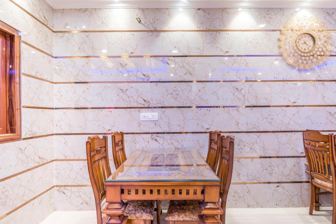 Hotel Festival Mahipalpur Delhi Airport - Near Delhi Aerocity นิวเดลี ภายนอก รูปภาพ