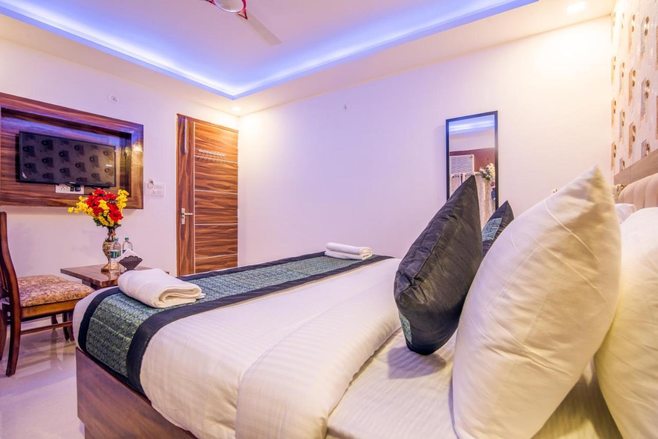 Hotel Festival Mahipalpur Delhi Airport - Near Delhi Aerocity นิวเดลี ภายนอก รูปภาพ