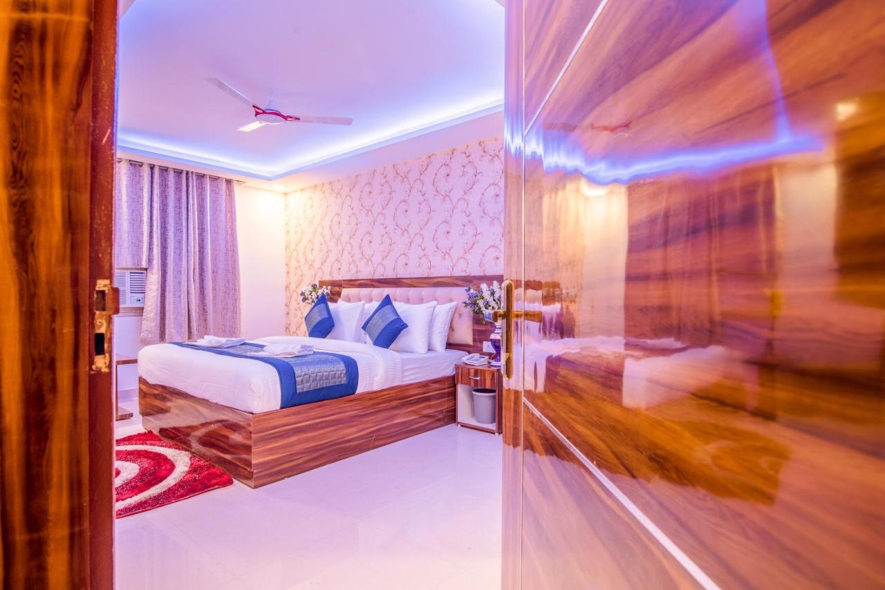 Hotel Festival Mahipalpur Delhi Airport - Near Delhi Aerocity นิวเดลี ภายนอก รูปภาพ